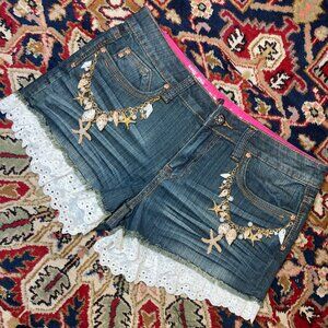 Upcycled vtg Y2K low rise jean denim booty shorts lace bling festival miss me L